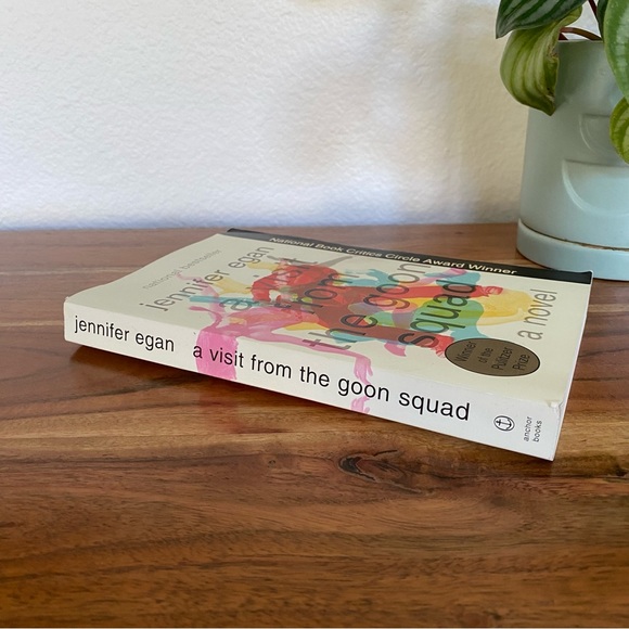 A Visit from the Good Squad by Jennifer Egan, Paperback - Picture 4 of 7